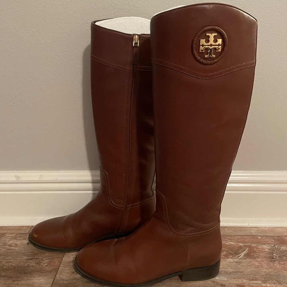Women’s Tory Burch Ashlynn Riding Boots size 10 worn 2-3 times